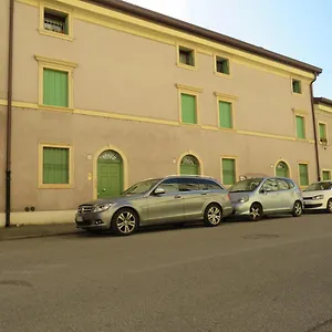  Apartment Dimore Residenza Zeno
