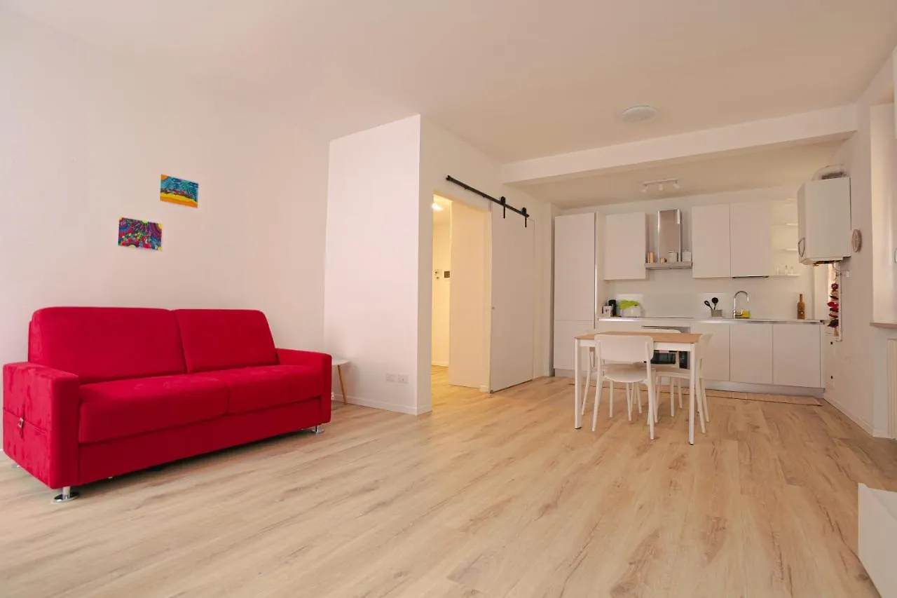 דירות ורונה Licia Flat - Arena 0*,